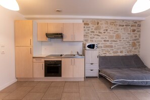 1 bedroom, iron/ironing board - Studio 'All Comfort at Ventoux' (Malaucene)