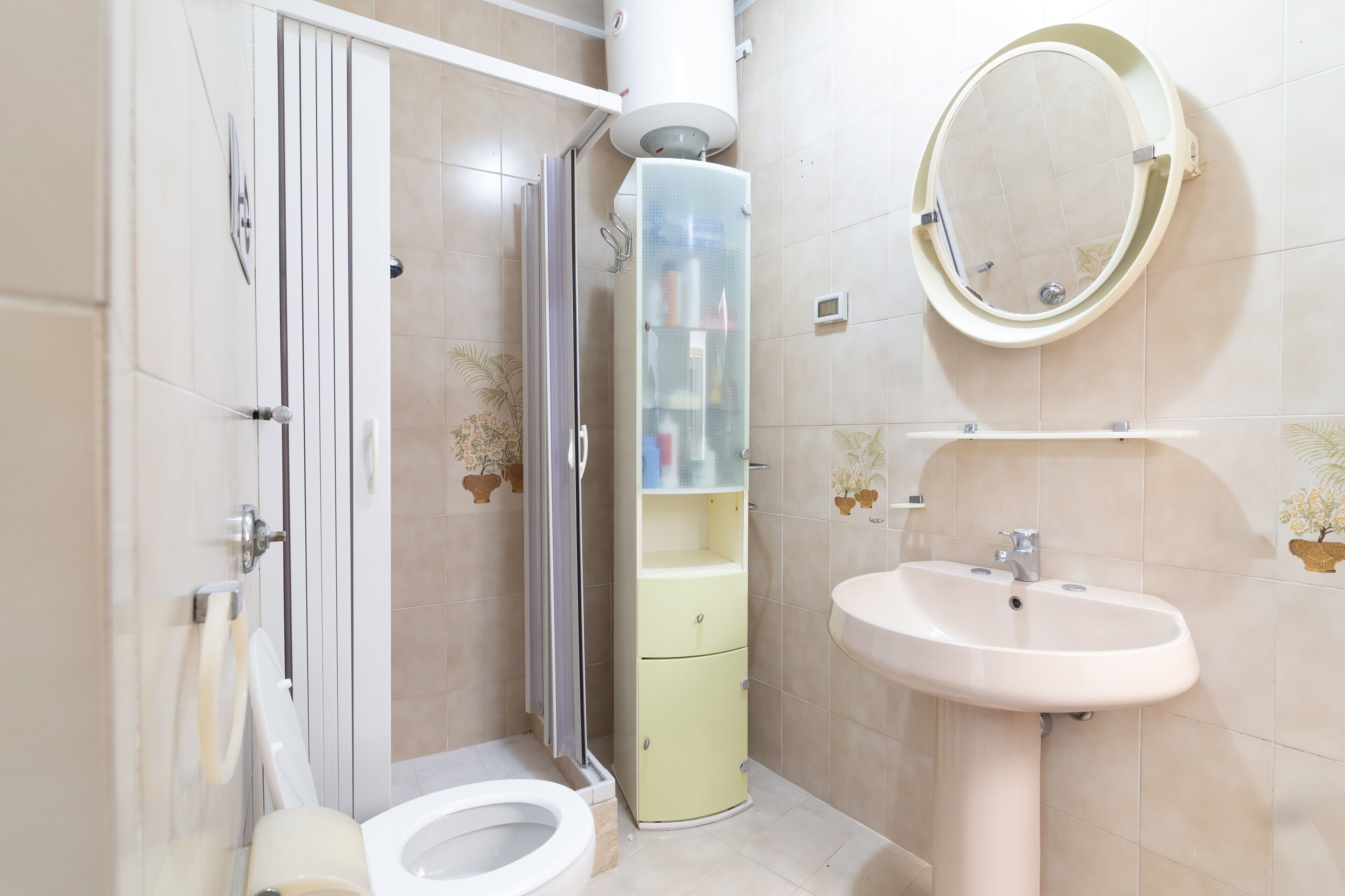 Dusch, hårtork och handdukar