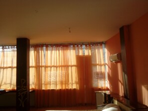 1 makuuhuone, ilmainen Wi-Fi, vuodevaatteet