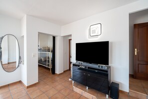 4 Schlafzimmer, kostenloses WLAN, Bettwäsche