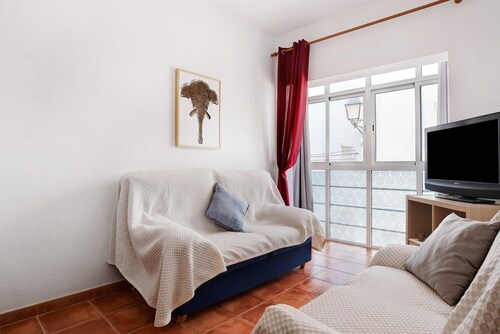 Apartamento 'Casa Morales 1' con vistas al mar, Wi-Fi y aire acondicionado
