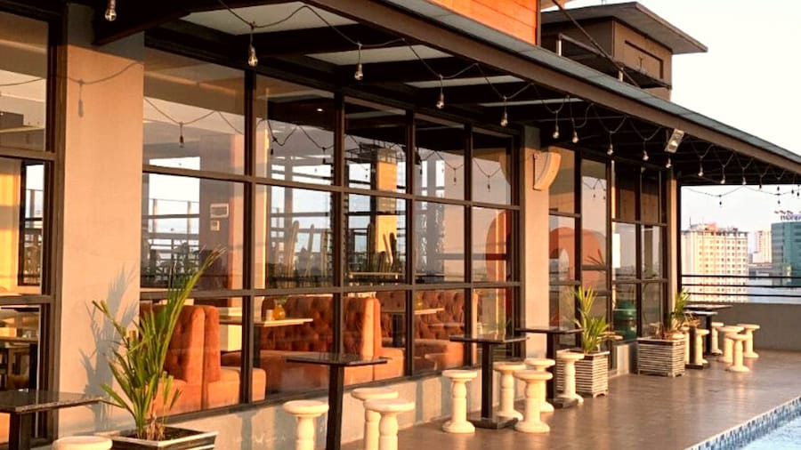Surabaya River View Hotel