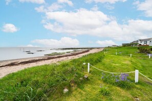 House | 2 bedrooms - Bellrock View - Traditional Coastal Retreat (Carnoustie)