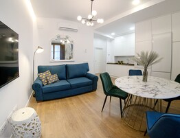 Apartamento Gallery | Zona de estar | Una televisión de pantalla plana