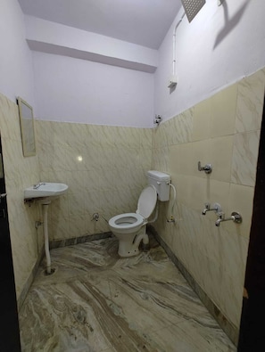 Bathroom - Hotel Diamond Residency (New Delhi)
