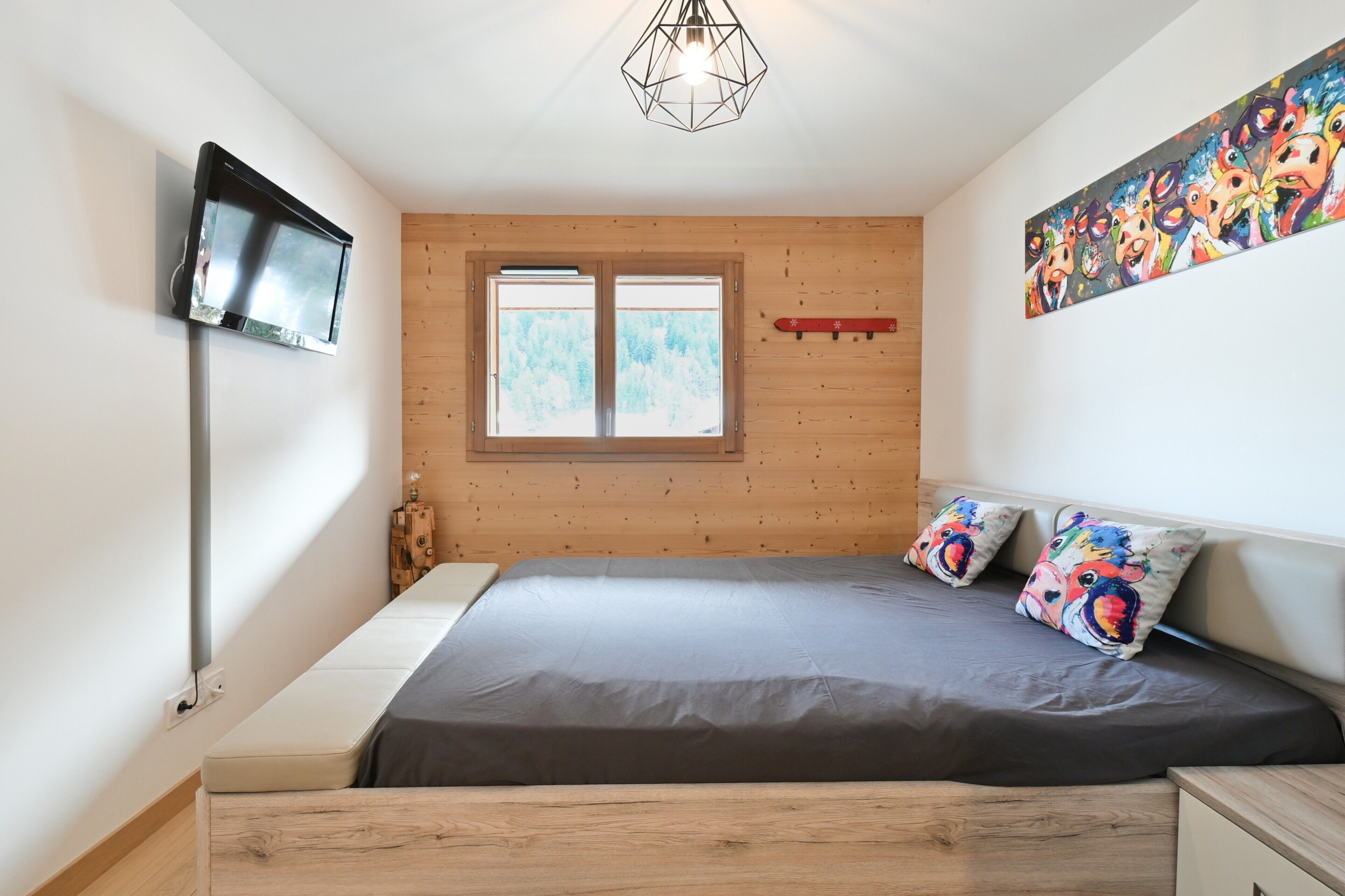 2 chambres, fer et planche à repasser, Wi-Fi gratuit, draps fournis