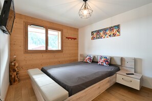 2 bedrooms, iron/ironing board, free WiFi, bed sheets - Apartment 'Le Barat'ski' with Mountain View, Private Terrace and Wi-Fi (Le Grand-Bornand)