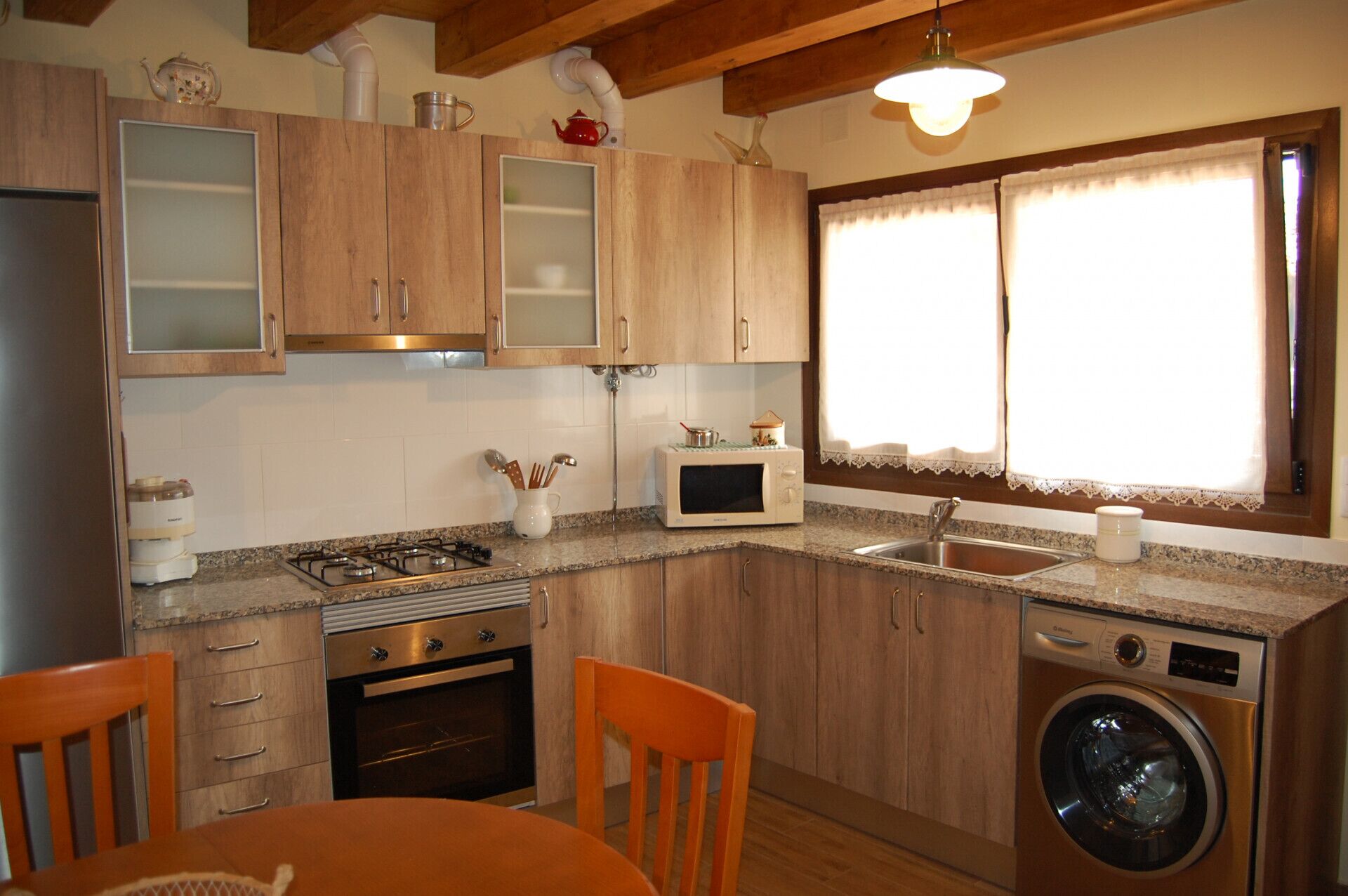 Fridge, microwave, oven, coffee/tea maker