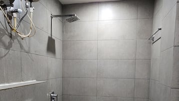 Double Room | Bathroom