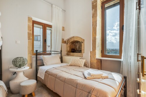 Apartment 'Palailimnos' with Sea View, Wi-Fi and Air Conditioning