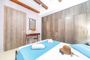 1 bedroom, free WiFi, bed sheets - Holiday Apartment "Kohili Retreat" with Mountain View, Shared Garden & Wi-Fi (Corfu)