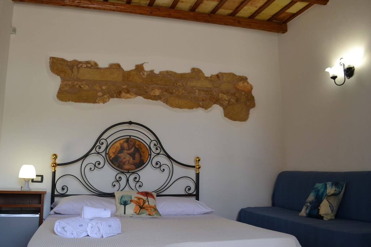 Comfort Room, 1 Double Bed, Ensuite, Garden View