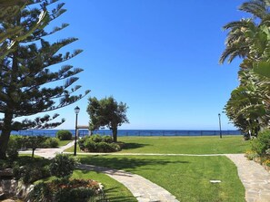 Property grounds - Amazing flat with views & pool by SharingCo  (Marbella)