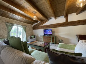 Comfort Villa, 3 Bedrooms, Private Pool, Garden Area | Living area - Mas Millésime (Mas-Blanc-des-Alpilles)