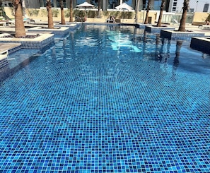 Outdoor pool - LuxBnB Ghalia Jumeirah Village Circle (Dubai)