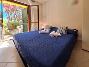 Rom – standard, privat bad, hageutsikt | Wi-fi (inkludert) og sengetøy