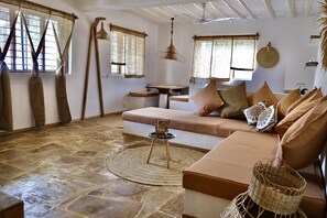 Luxury Condo | Living area