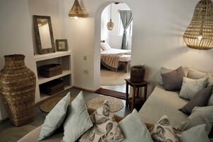 Family Condo | 1 bedroom, premium bedding, minibar, in-room safe