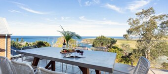 Halcyon– Breathtaking ocean views