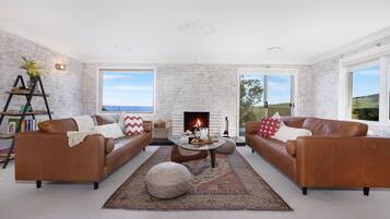 Smart TV, chimenea