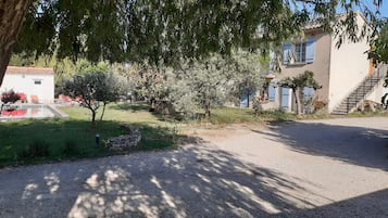 Jardines del alojamiento