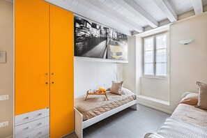 Lägenhet Basic | 3 sovrum, skrivbord, strykjärn/strykbräda och gratis wi-fi