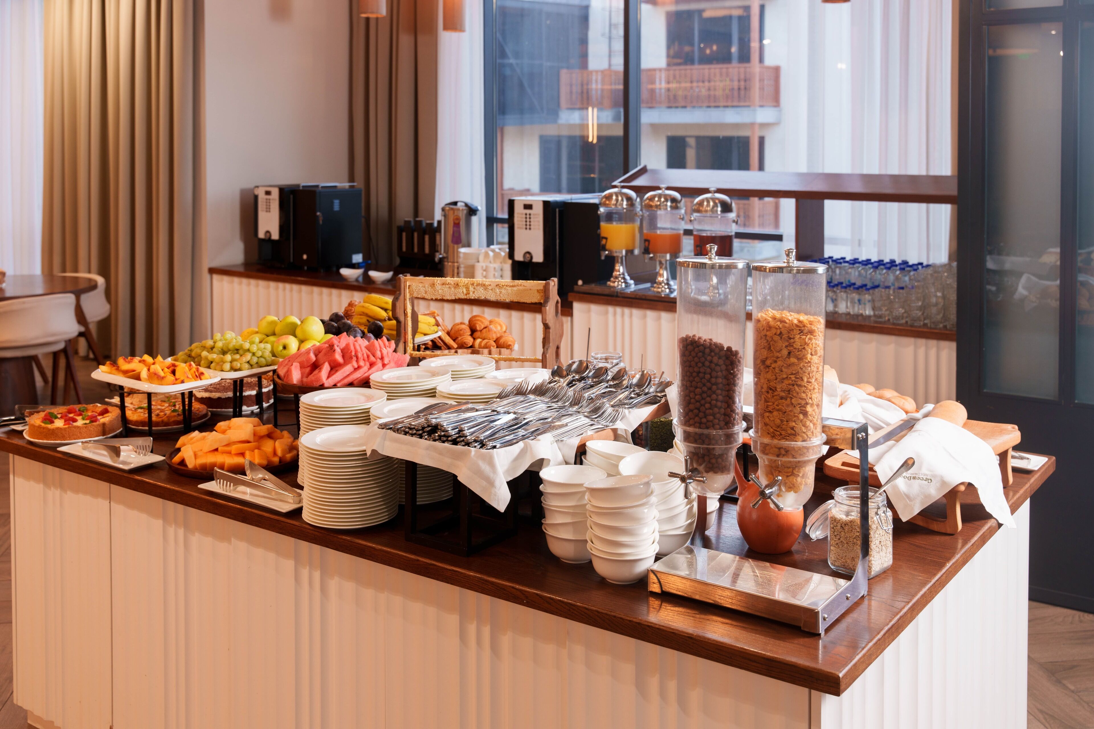 매일 뷔페 아침 식사(1인당 AMD 5500)