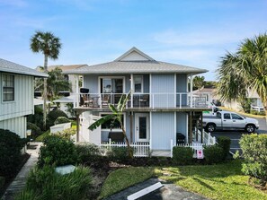 Exterior - Surf Crest 36 -3 Bed, 2 Bath Pet Friendly Beachside cottage with community pool (St. Augustine Beach)
