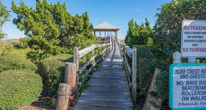 Surf Crest 36 -3 Bed, 2 Bath Pet Friendly Beachside cottage with community pool