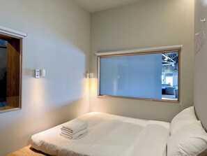 Basic Double Room - KW2 Hostel   (Kaohsiung)
