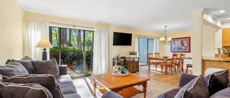 TV connectée, livres, médiathÚque, espaces bureaux