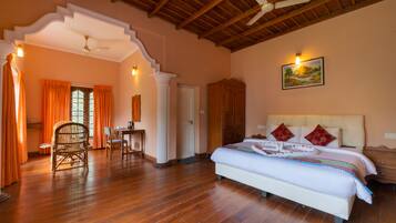 Heritage - Non Air-conditioning | Free WiFi, bed sheets
