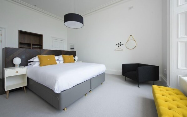 1 bedroom, bed sheets - Lews (Isle of Lewis)