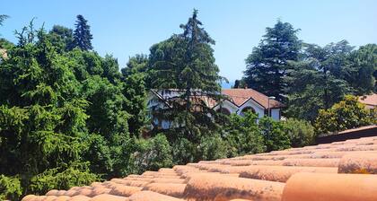 Casa Nadia: a few steps from the sea with garage, terrace and games room.