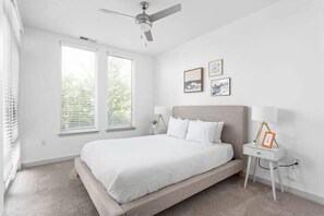 Apartment | Free WiFi, bed sheets - CozySuites at  Bottleworks District (Indianapolis)