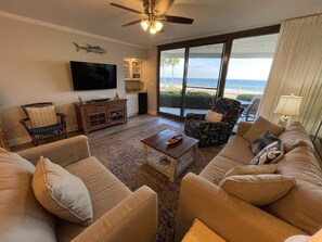 TV, DVD player - Eden Condomniums Garden Level 2 Bedroom 2 Bath W G06 Gulf Front Condo with Stunning Views! (Pensacola)