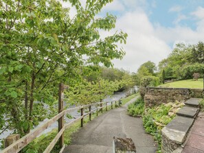 Property grounds - 4 Tyne View (Hexham)