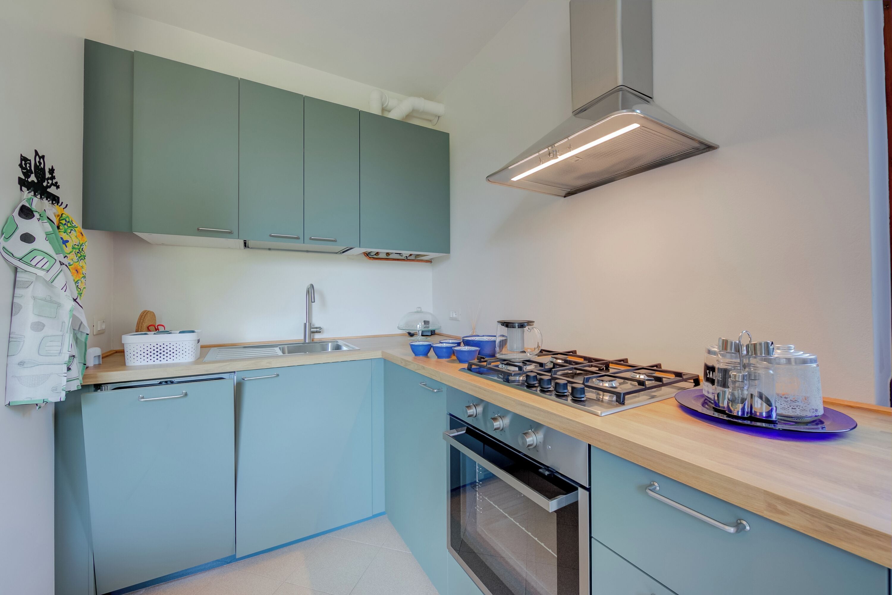 Family Apartment, Multiple Bedrooms (Casa Lia) | Private kitchen | Fridge, stovetop, dishwasher, coffee/tea maker