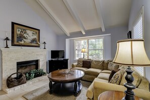 Smart TV, video library, offices - 2 Sandpiper Street - 5 bedroom Hilton Head Home! (Hilton Head Island)