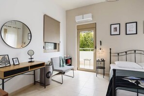 3 bedrooms, soundproofing, iron/ironing board, WiFi