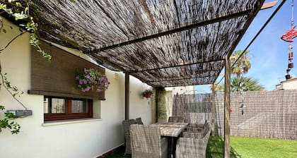 Bright Refurbished 3 Bedroom Townhouse ALI001