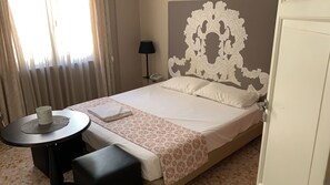 1 chambre, Wi-Fi gratuit, draps fournis