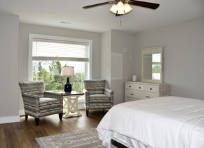 6 bedrooms, iron/ironing board, free WiFi