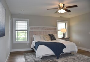 6 bedrooms, iron/ironing board, free WiFi