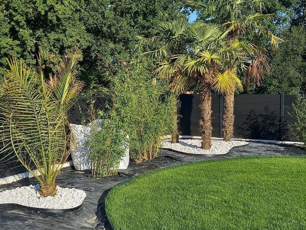 Property grounds - Somptueuse Villa Avec Piscine à 25 min de la Plage (Mouilleron-le-Captif)