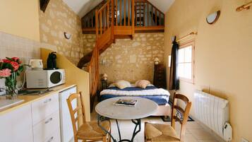 Classic Studio (Saint-Exupéry) | Living area