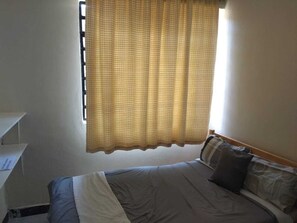 1 bedroom, iron/ironing board, WiFi, bed sheets - One Bedroomed apartment with serene views along Southern Bypass (Nairobi)