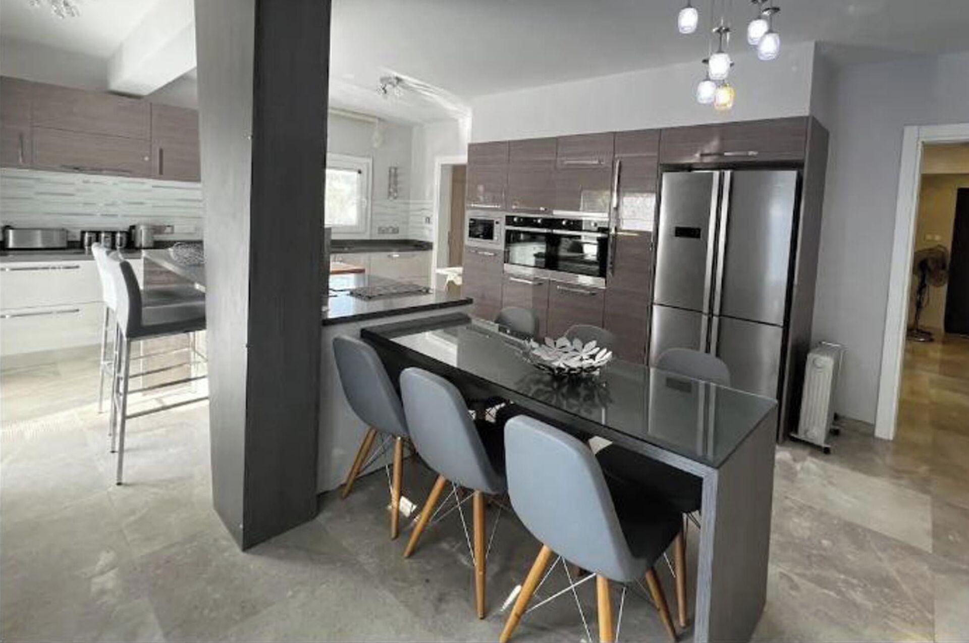 Villa | Özel mutfak | Buzdolabı, mikrodalga fırın, fırın, set üstü ocak 