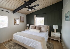 4 Schlafzimmer, Bügeleisen/Bügelbrett, WLAN, Bettwäsche