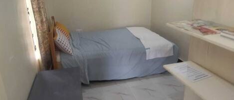 1 camera, ferro/asse da stiro, Wi-Fi, lenzuola